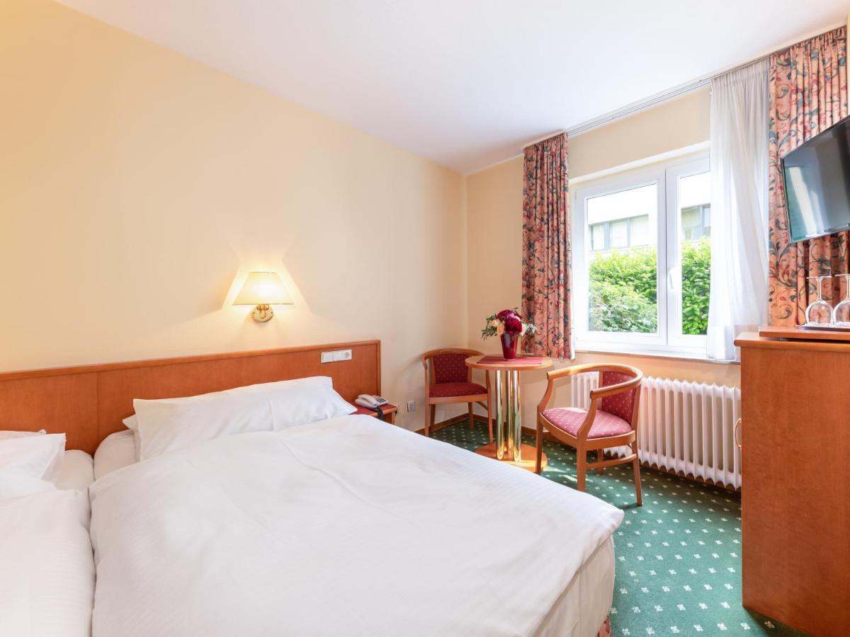 Hotel Alte Post クレーフェルト エクステリア 写真